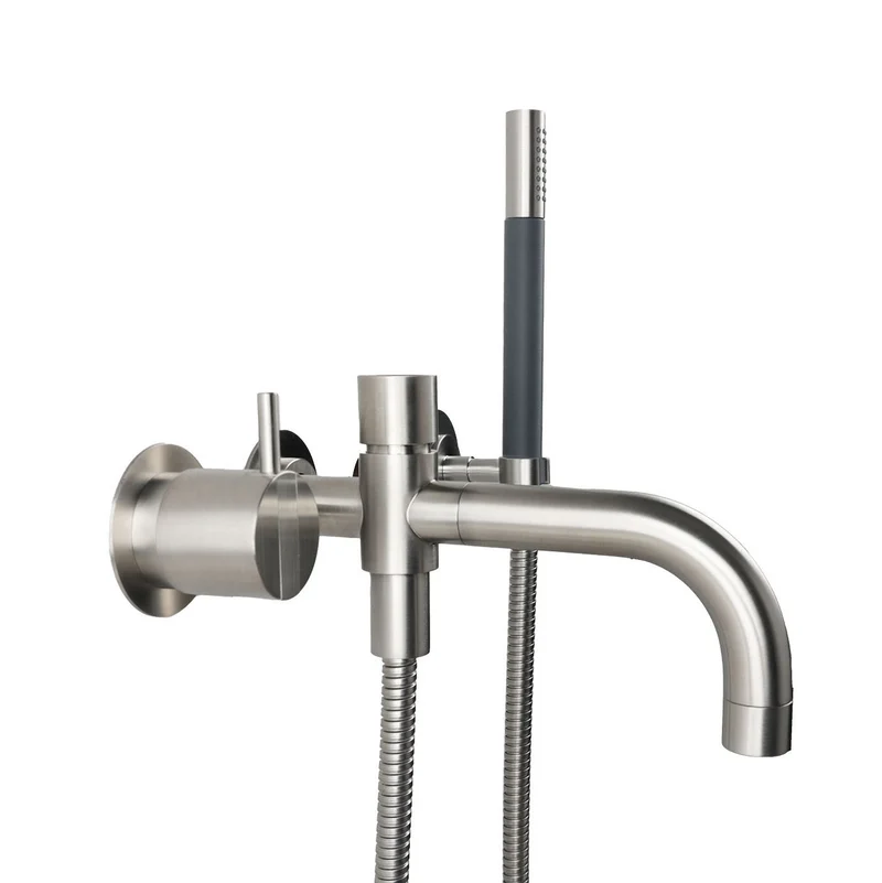 Vola Badewannenarmatur mit Handbrause 2141DT8