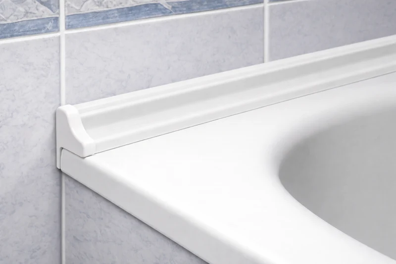 Fugenabdeckprofil – PVC weiß, Duschwanne zur Wand, Art.Nr. BP/25