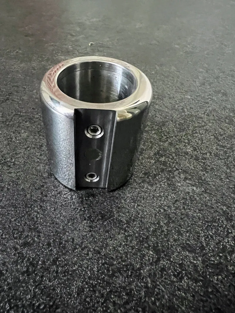 Walk-in-Pfosten Vigo – Edelstahl Ø 30 mm, rund oder eckig, 8/10 mm Glas