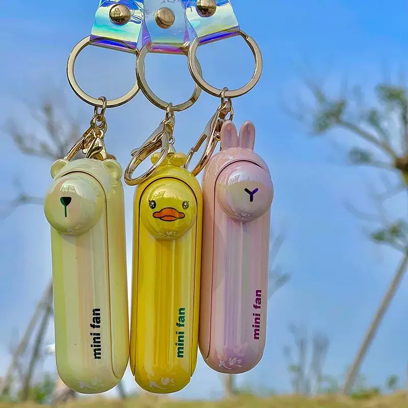 Unisex enhetsstørrelse oppladbar nøkkelring håndholdt mini-vifte med håndleddsstropp og ny art frosk charm Luvikno