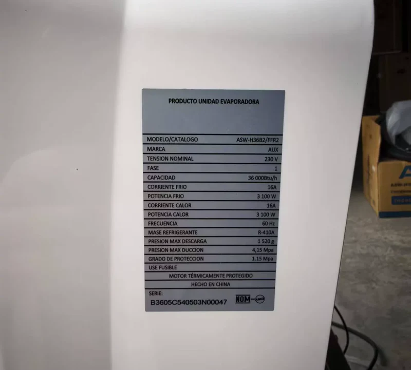 Unisex en størrelse ductless Mini-Split-varmepumpen veggmonterte enhet med DC-inverter og ultra-stille drift Luvikno