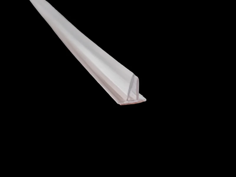Vinyldichtung – selbstklebend zwei Schenkel, 7–8 mm, Art.Nr. SDTDFT2