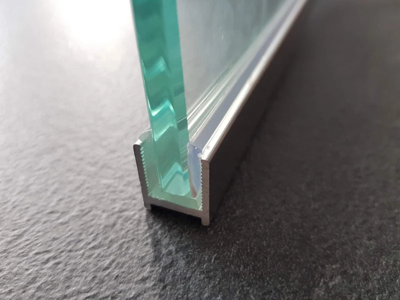 Alu U-Wandprofil DUC – silikonfreie Klemmung für 8 oder 10 mm Glas