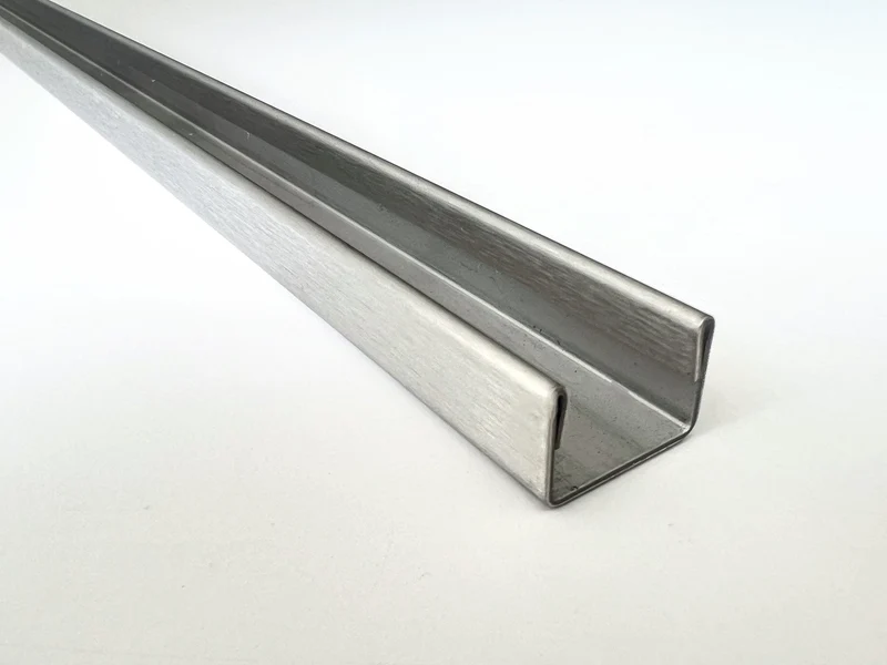 U-Wandprofil – Edelstahl gebürstet, mit Vorbohrungen, 100/200/210/250 cm, Art.Nr. 32000