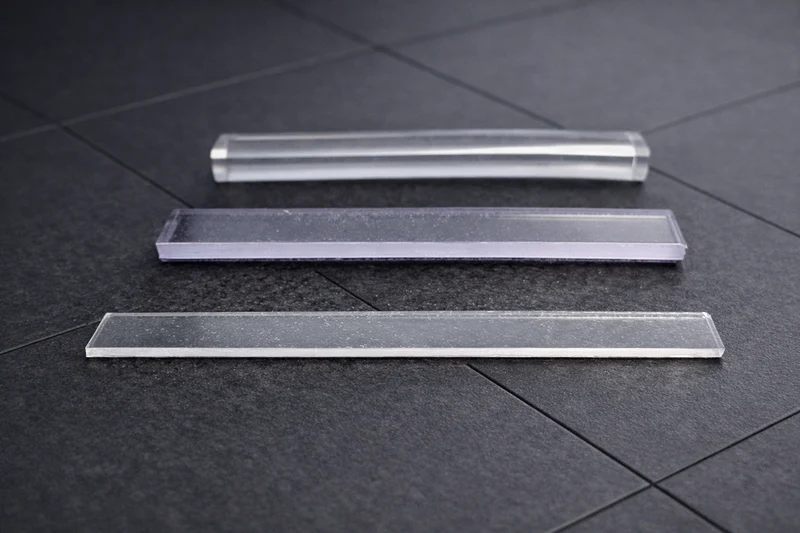 Transparente Unterlagen für rahmenlose Glasduschen – 6 × 51 mm