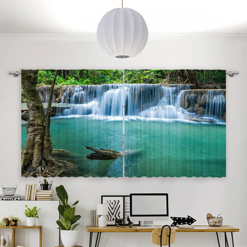Vorhang Motiv "Wasserfall im Wald"