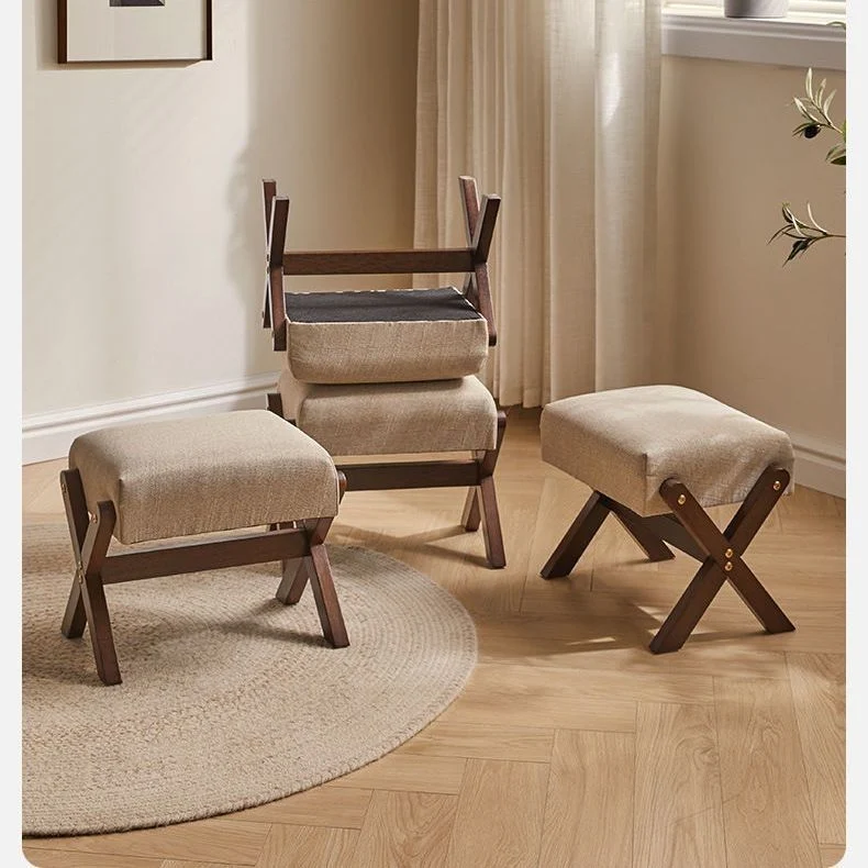 Children's footstool made of rubber wood, square