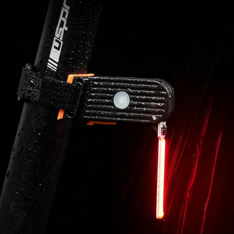 Bicycle rear light with flowing light effect, USB-C