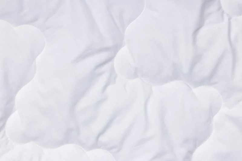 MOON-Luxury Ganzjahresdecke Bettdecke Steppbett Bezug aus 100% Baumwolle 95° Kochfest