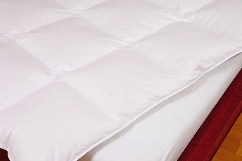 Moon de Luxe Bettdecken Serie 90% Daunen 10% Federn