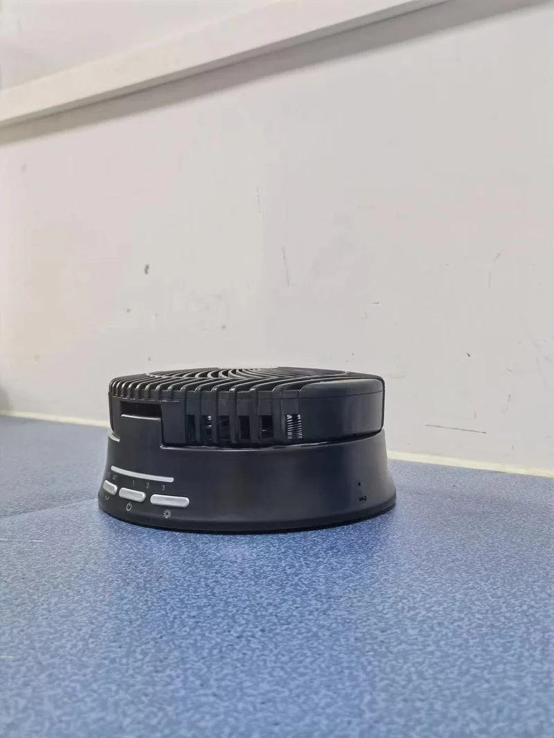 Unisex nan bærbar oscillerende USB skrivebords vifte med justerbar helning tre hastigheter stille motor og LED nattlys Luvikno