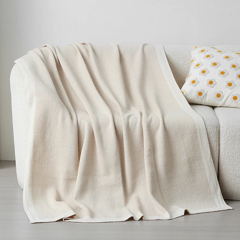 Kvinnelig Elegant Snuggle Blanket laget av Myk Strikk med Geometrisk Mønster Luvikno