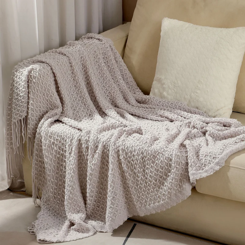 Kvinne elegant strukturert teppe Luvikno