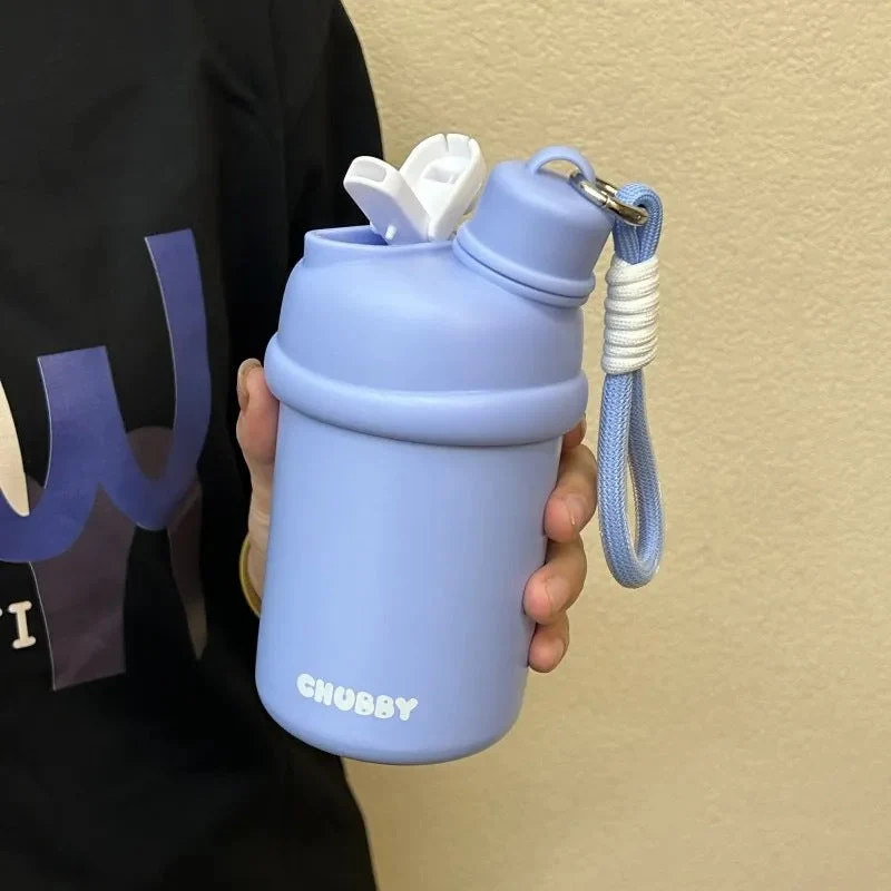 Damen Sportliche Wasserflasche mit praktischem Trageband Luvikno