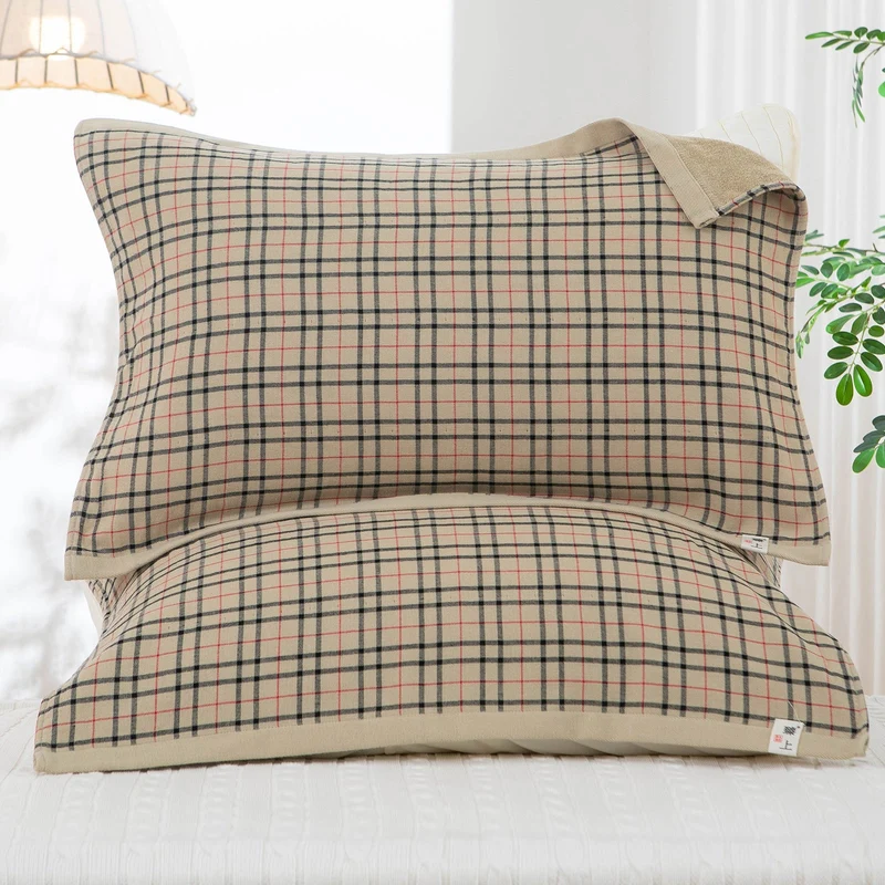 Damens putetrekk i klassisk rutete design Luvikno