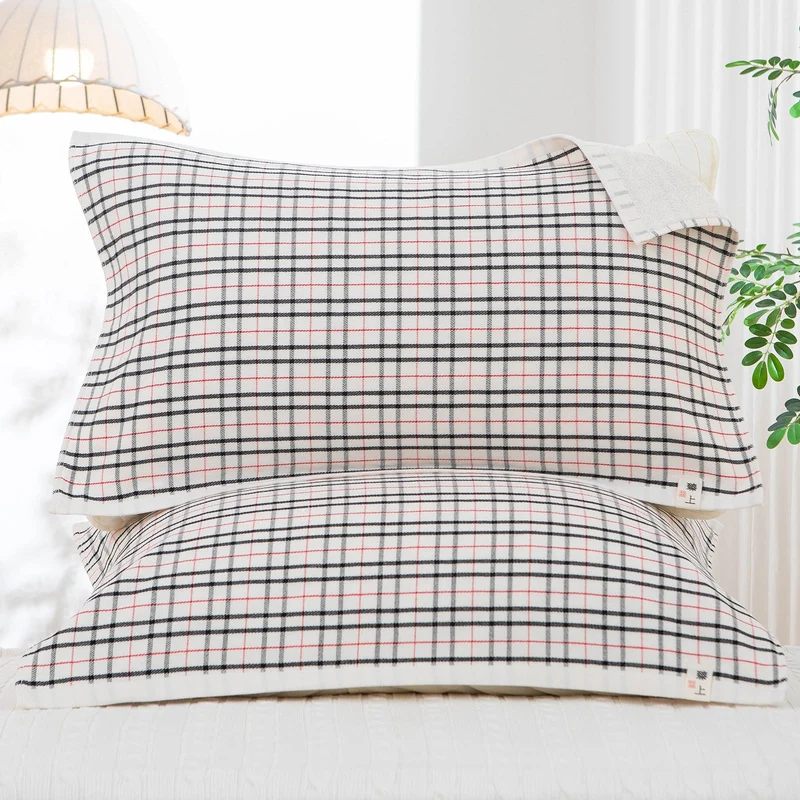 Damens putetrekk i klassisk rutete design Luvikno