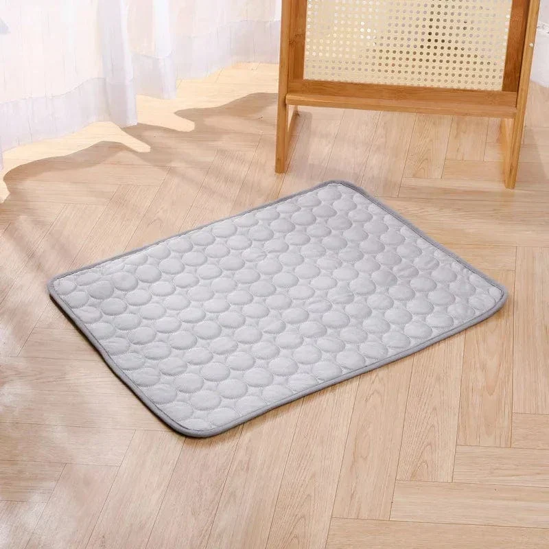 Sommerkjøling Pet Mat Gel Ice Pad for hunder katter Pustende myk kennel seng Antiskli varmt vær kjølig padde dyreforsyninger | Luvikno