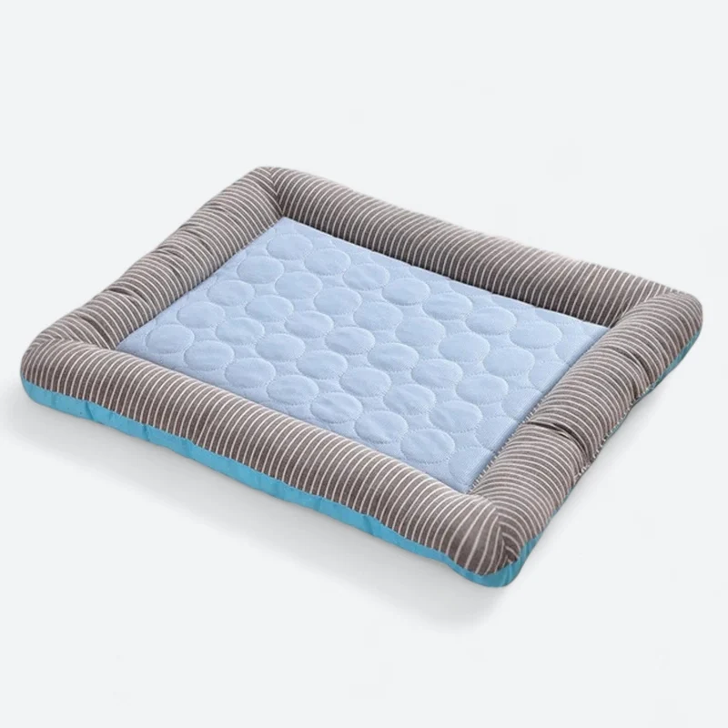 FurChill Frenchie Pustende Hundeseng – Kjølematte med Antiskli Bunn for Varme Dager | Luvikno