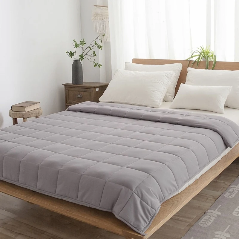 Large Soft Summer Cooling Weighted Bed Blanket Queen | Luvikno