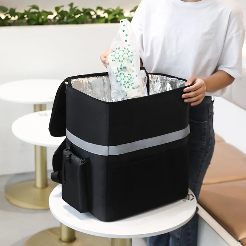 Unisex kjølebag med flere rom og polstret bærehåndtak Luvikno