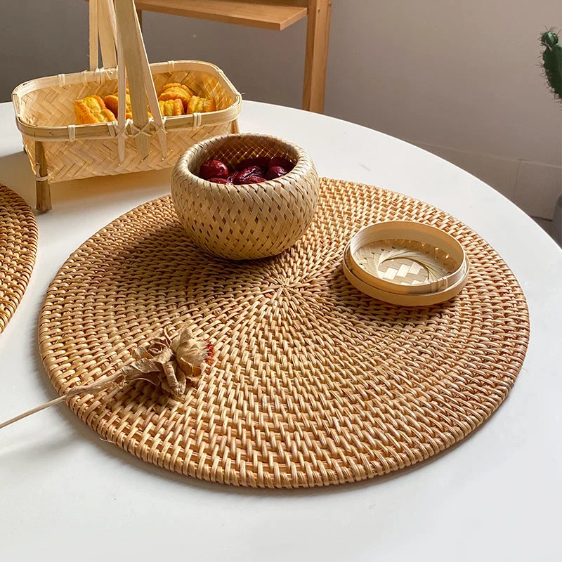 Dame stilfull håndlaget underlag av naturmateriale Luvikno