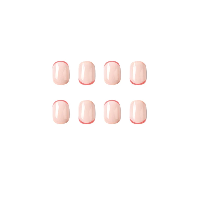 Kunstvolle Nagelverlängerungen mit Elegantem Farbverlauf und Moderne Akzente Karnz