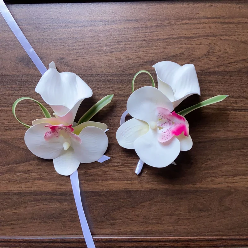 Elegant Orchid Floral Corsage