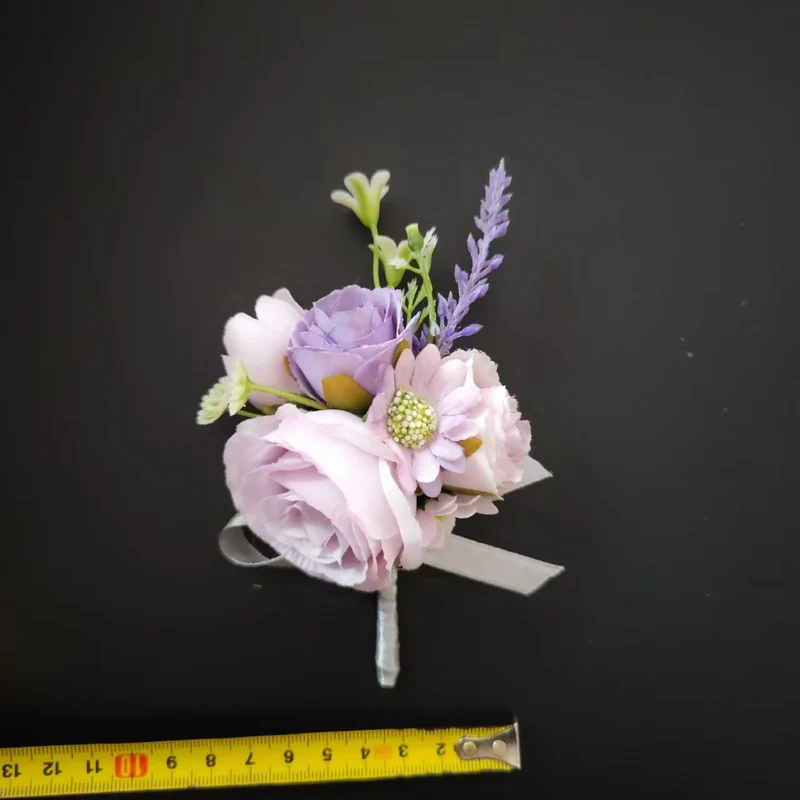 Elegant Floral Lapel Corsage