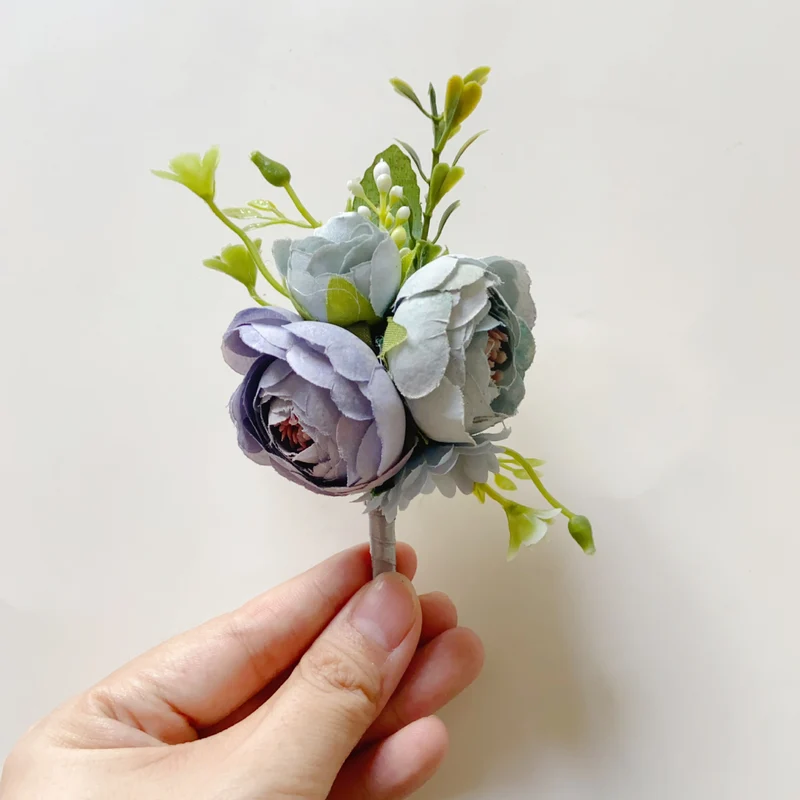 Elegant Floral Lapel Corsage