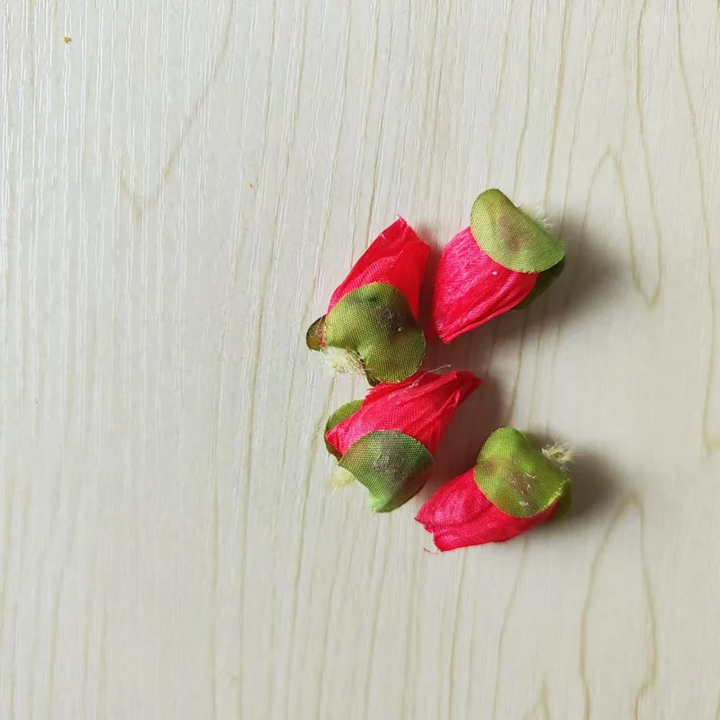 Realistic Silk Flower Embellishments