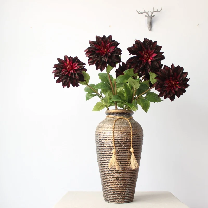 Lifelike Decorative Dahlia Stem