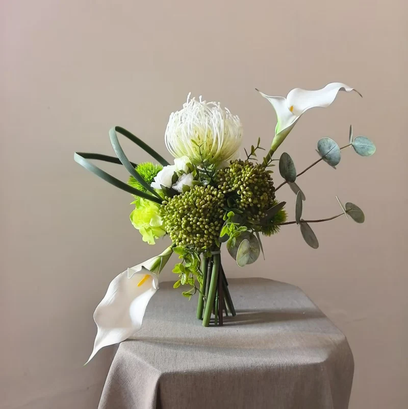 Elegant Table Centerpiece