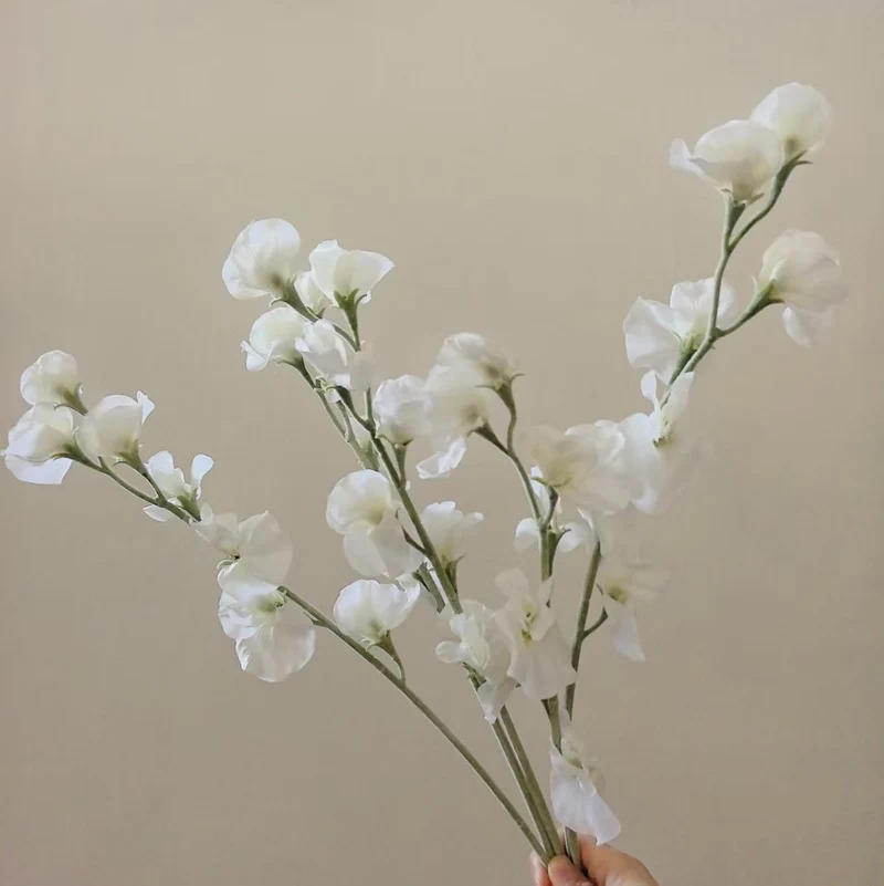 Elegant Silk Sweet Pea Stem
