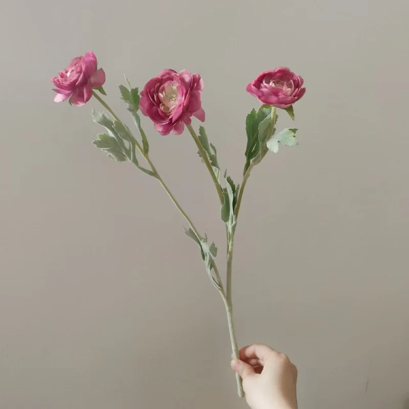 Lifelike Ranunculus Flower Stem