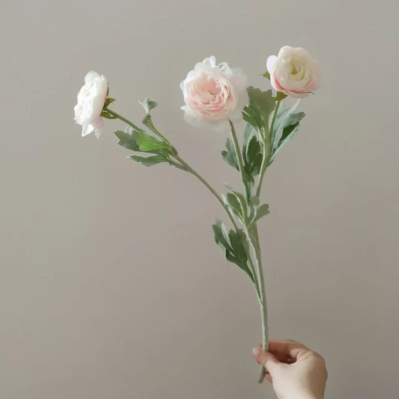 Lifelike Ranunculus Flower Stem