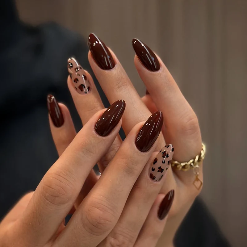 Artful Nail Extensions with Elegant Animal Design Stornfield