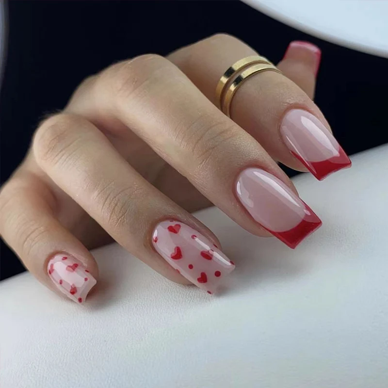 Artful nail extensions with an elegant leaf pattern Stornfield