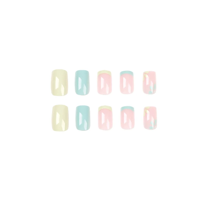 Artful nail extensions in trendy floral design Stornfield