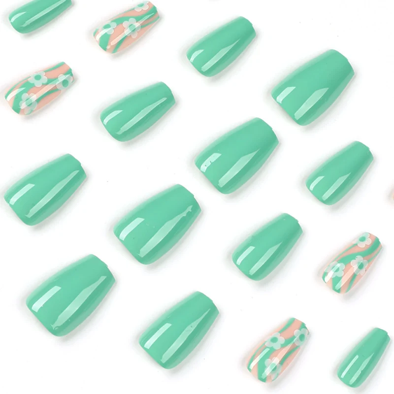 Artistic Nail Extensions in a Modern Floral Design Stornfield