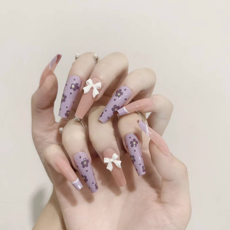 Artful Nail Extensions in Floral Design Stornfield