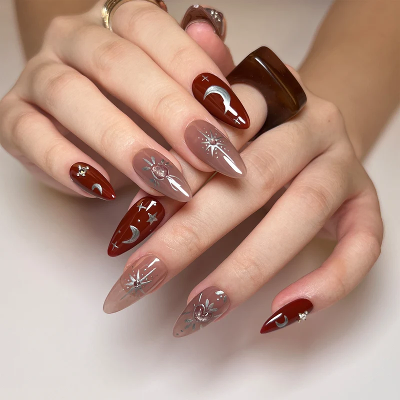 Artful nail extensions in unique moon design Stornfield