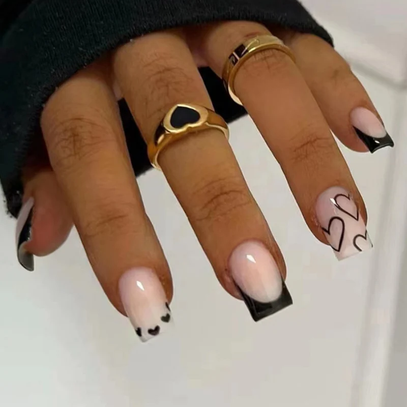 Elegant Heart Pattern Nail Art Stornfield