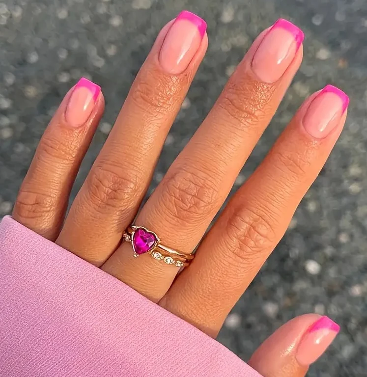 Elegant French Tip Nail Art Stornfield