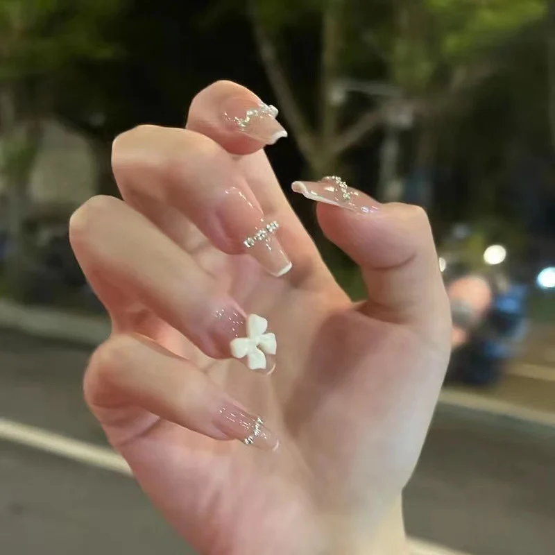 Elegant Floral Nail Art Extensions Stornfield