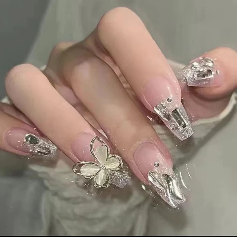 Elegant Floral Nail Art Extensions Stornfield