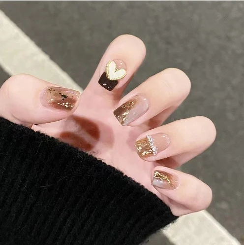 Elegant Floral Nail Art Extensions Stornfield