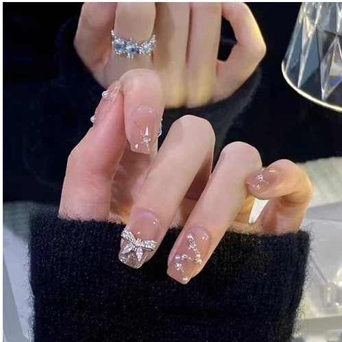 Elegant Floral Nail Art Extensions Stornfield