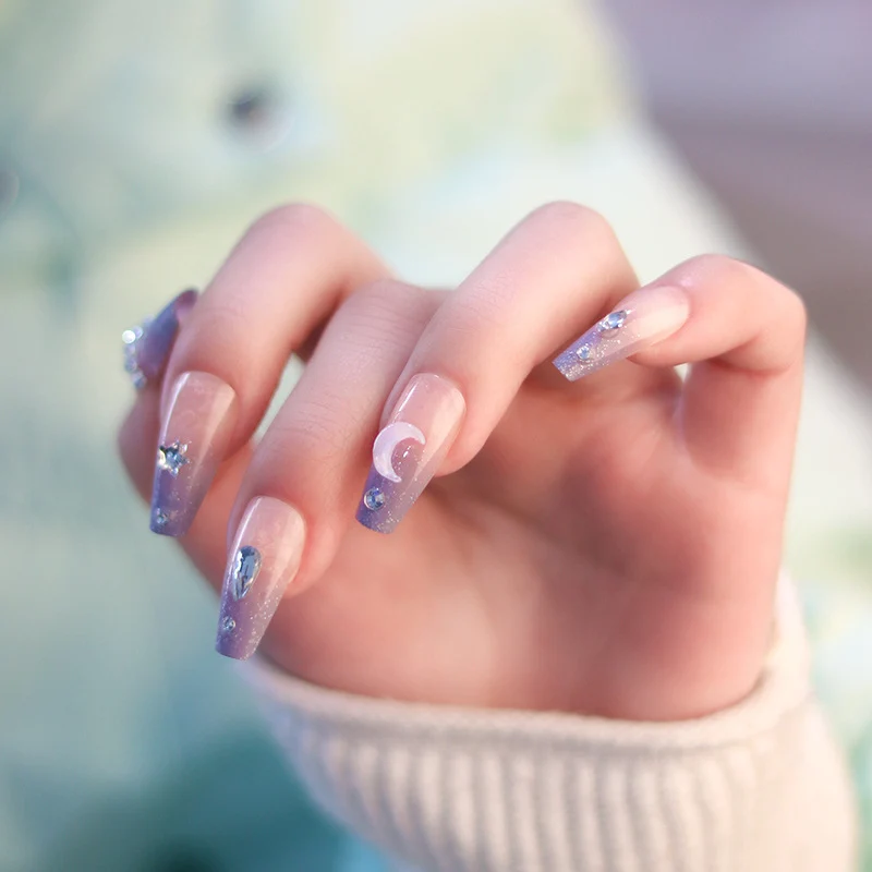DIY Press-On Nail Kit Stornfield