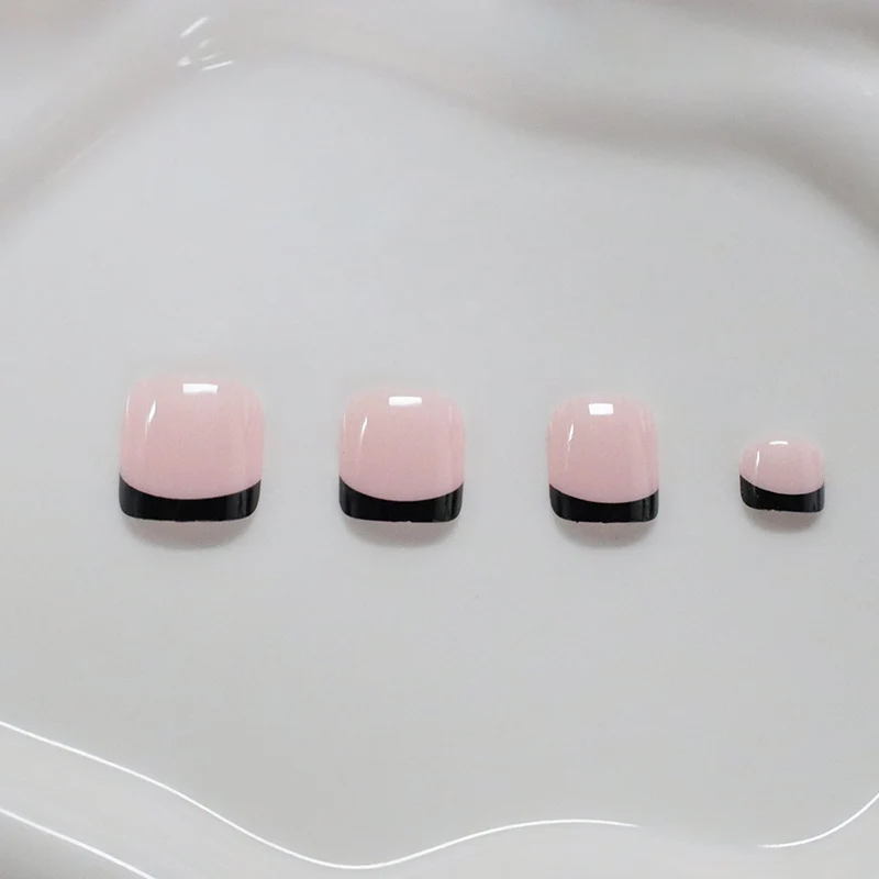 Chic French Tip Nail Art Stornfield
