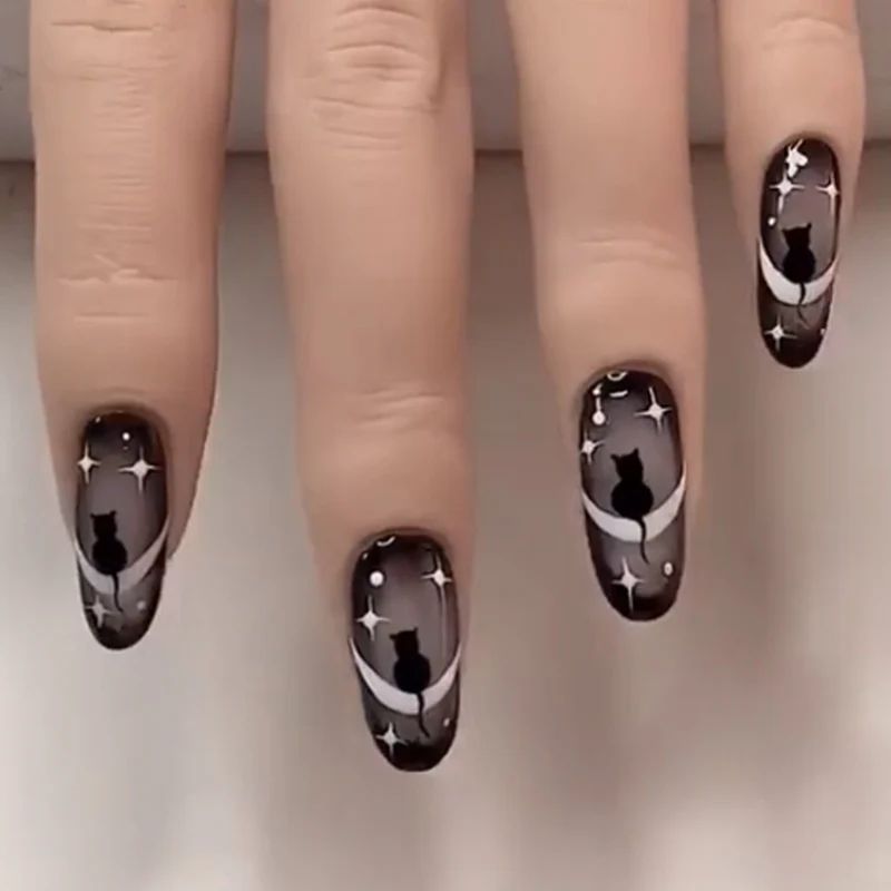 Artistic Press-On Nail Extensions with Unique Design Stornfield